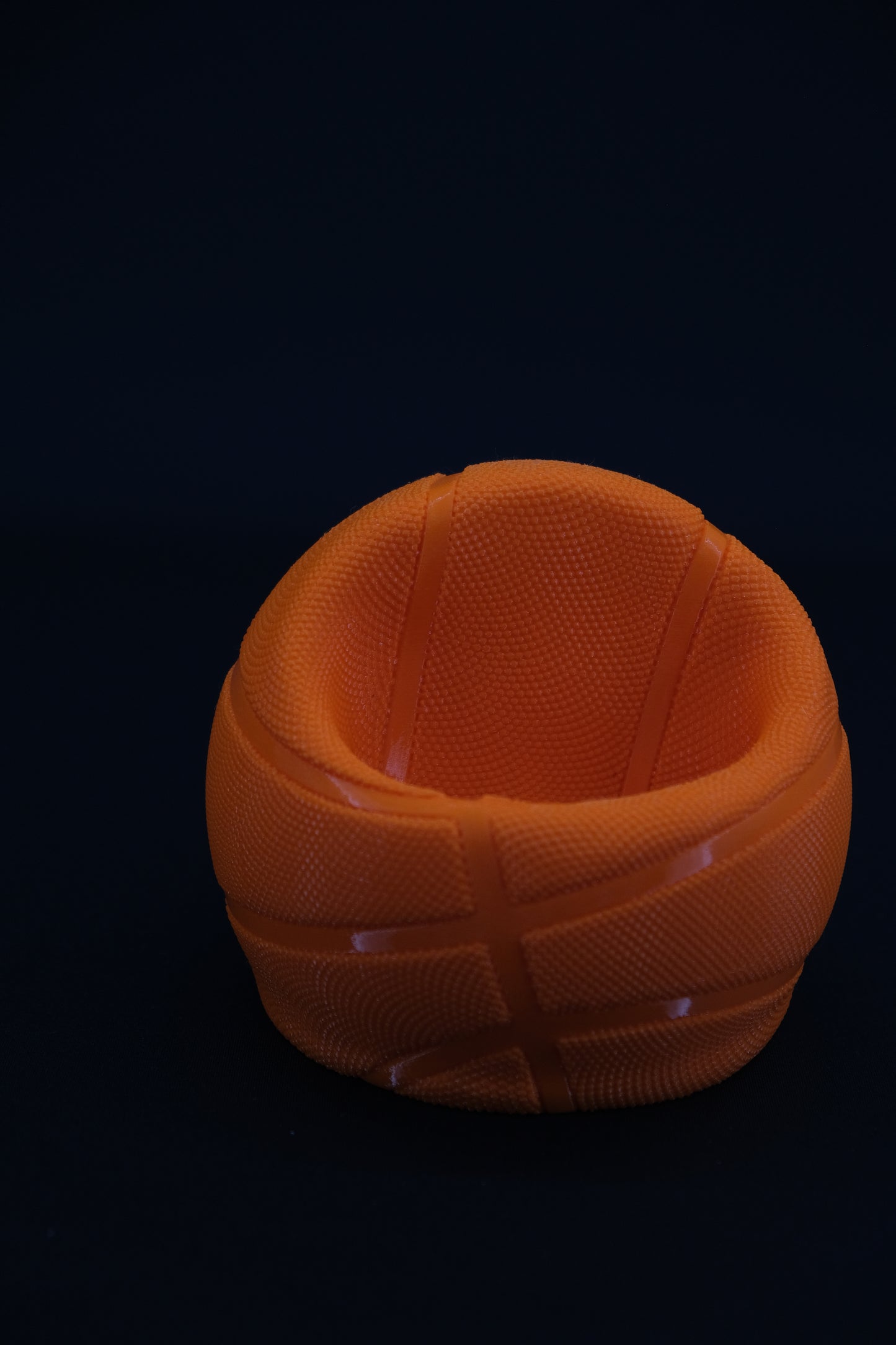 Handyhalter „Basketball“ – stylische Smartphone-Halterung