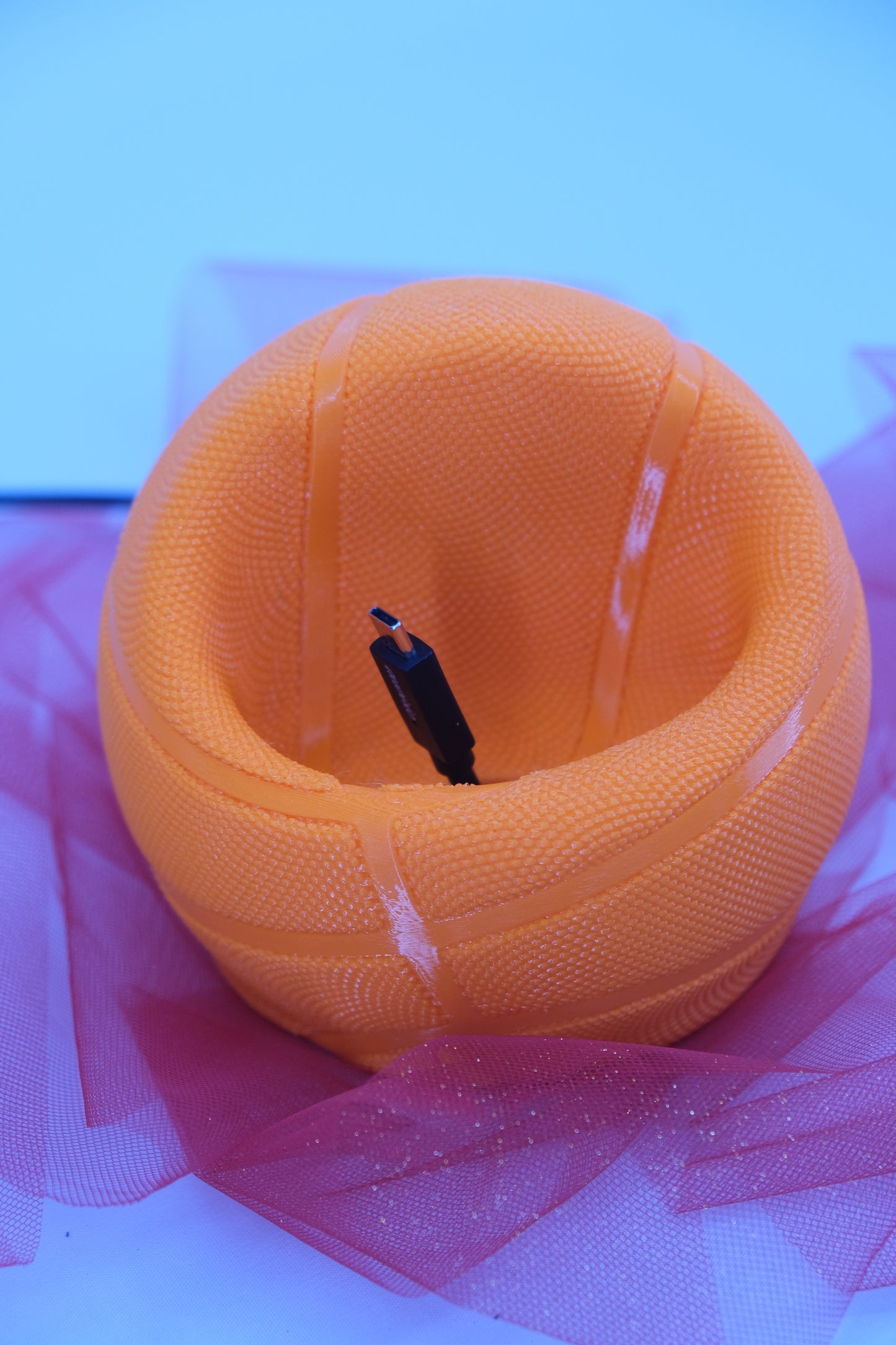 Handyhalter „Basketball“ – stylische Smartphone-Halterung